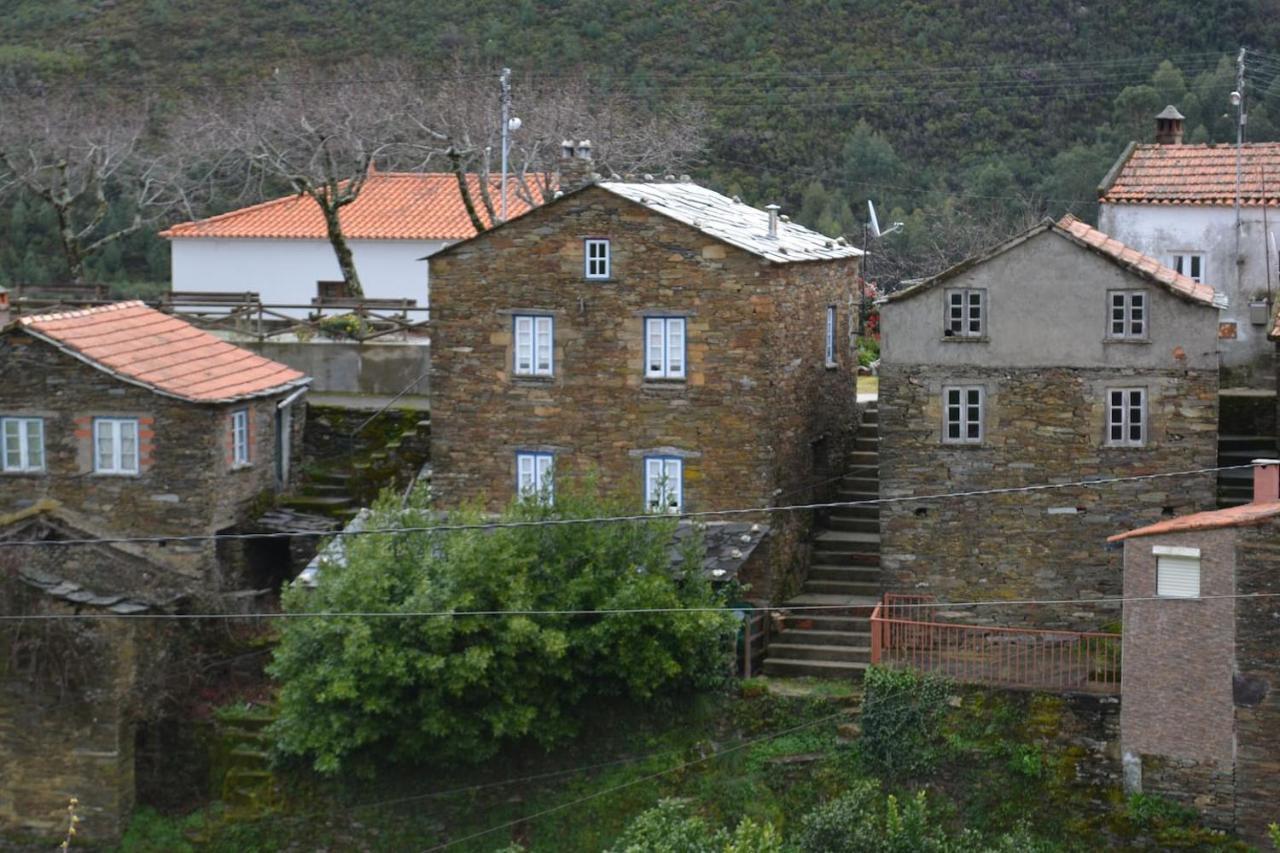 Вилла Casa Do Loureiro Арганил Экстерьер фото